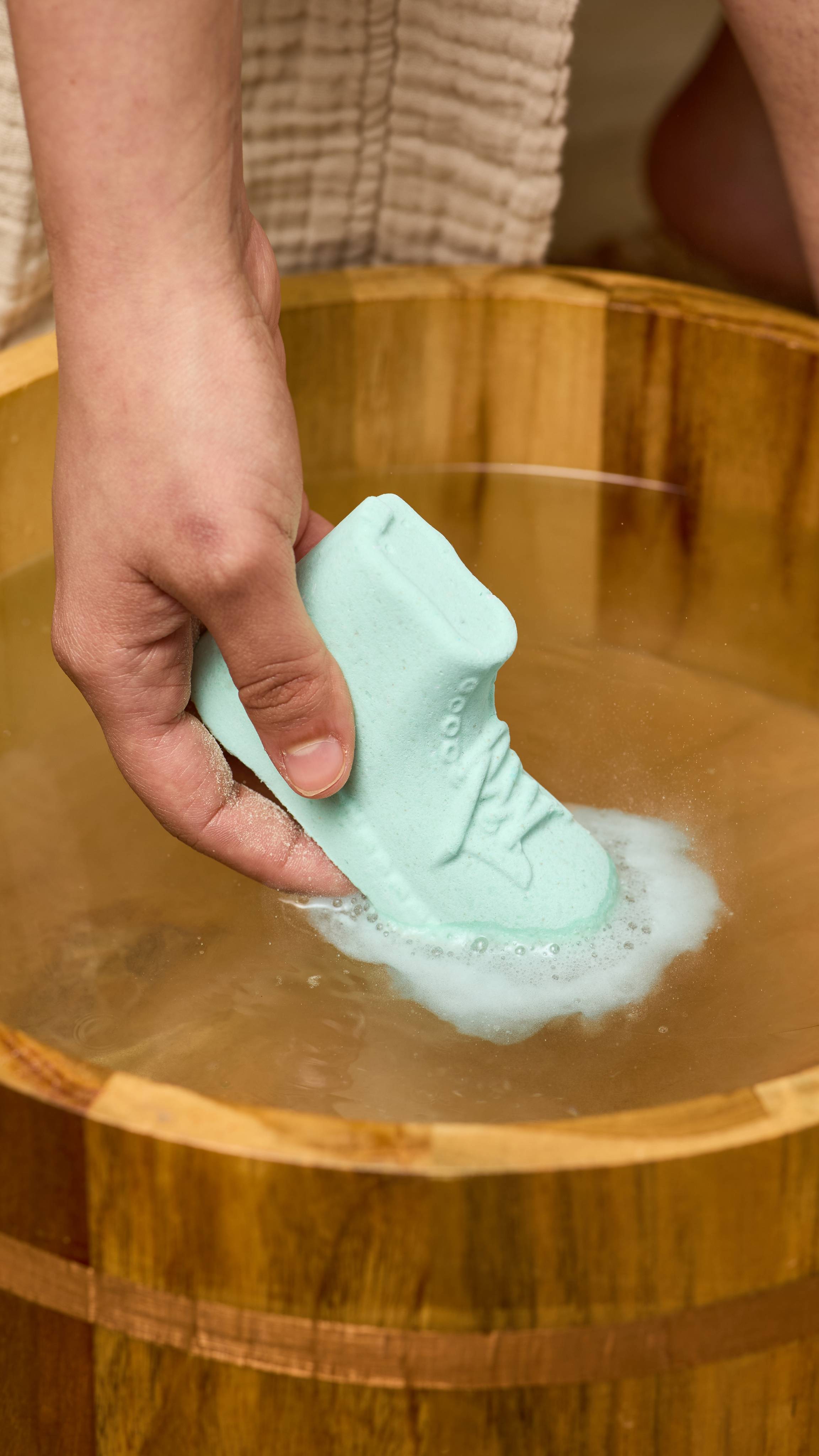 4FEC1A08-7611-CD09-0994-107A48AD3C90